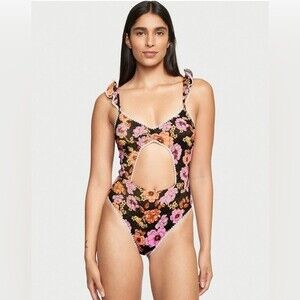 VICTORIA'S SECRET Ruffle One-Piece Swimsuit with Crochet Trim New Size XS